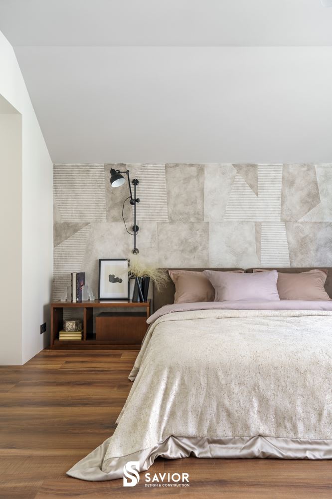 Phòng ngủ với tông màu trắng làm chủ đạo