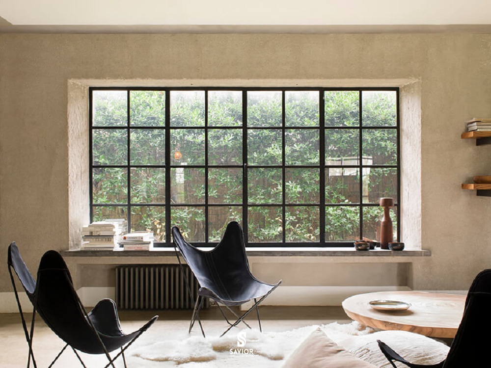 Những ô cửa thật rộng lớn nhìn ra vườn là cách mà Lagom hòa hợp với thiên nhiên.