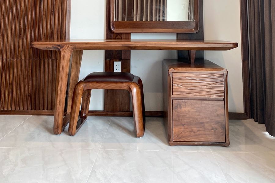30+ Mẫu bàn trang điểm gỗ óc chó hiện đại cập nhật mới nhất 2024 22 Nhẹ nhàng với mẫu bàn trang điểm tối giản