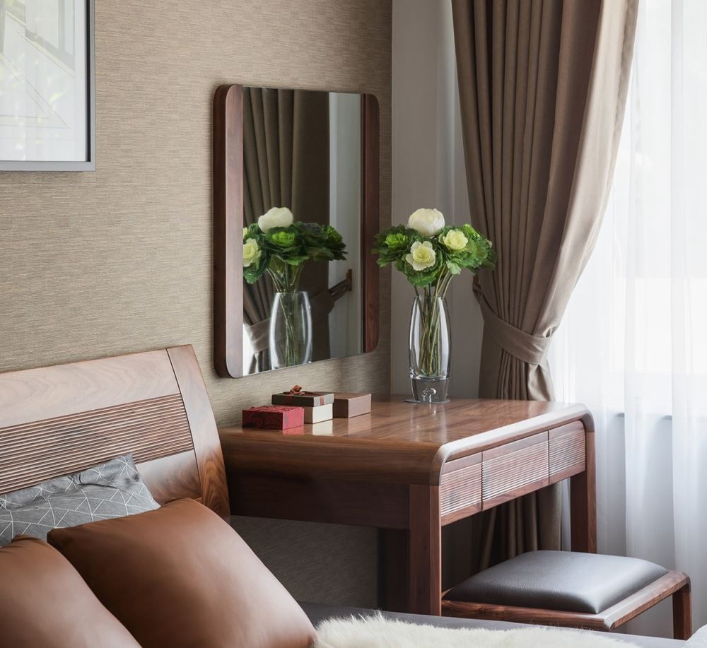 30+ Mẫu bàn trang điểm gỗ óc chó hiện đại cập nhật mới nhất 2024 31 Bàn trang điểm óc chó nhẹ nhàng